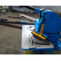 Manual notching machine